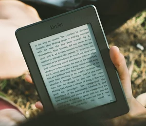 Une importante vulnérabilité a sévi dans les Amazon Kindle, et pendant longtemps